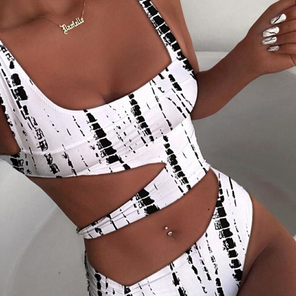 Cut-Out Tie Dye Print One-piece Swimsuit